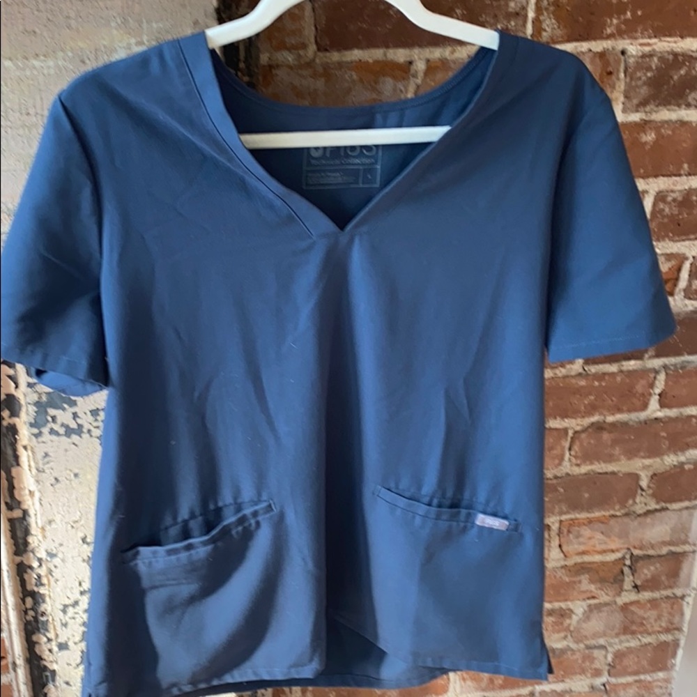 Figs Scrub Top